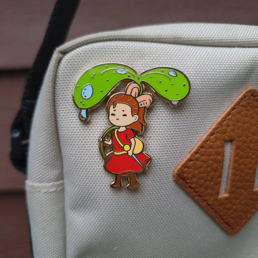 Arietty Leaf Enamel Pin